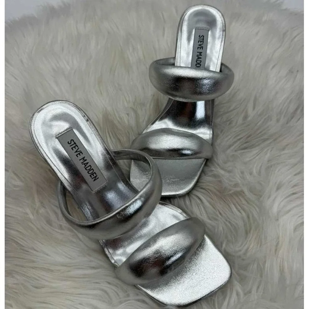 Steve Madden step into